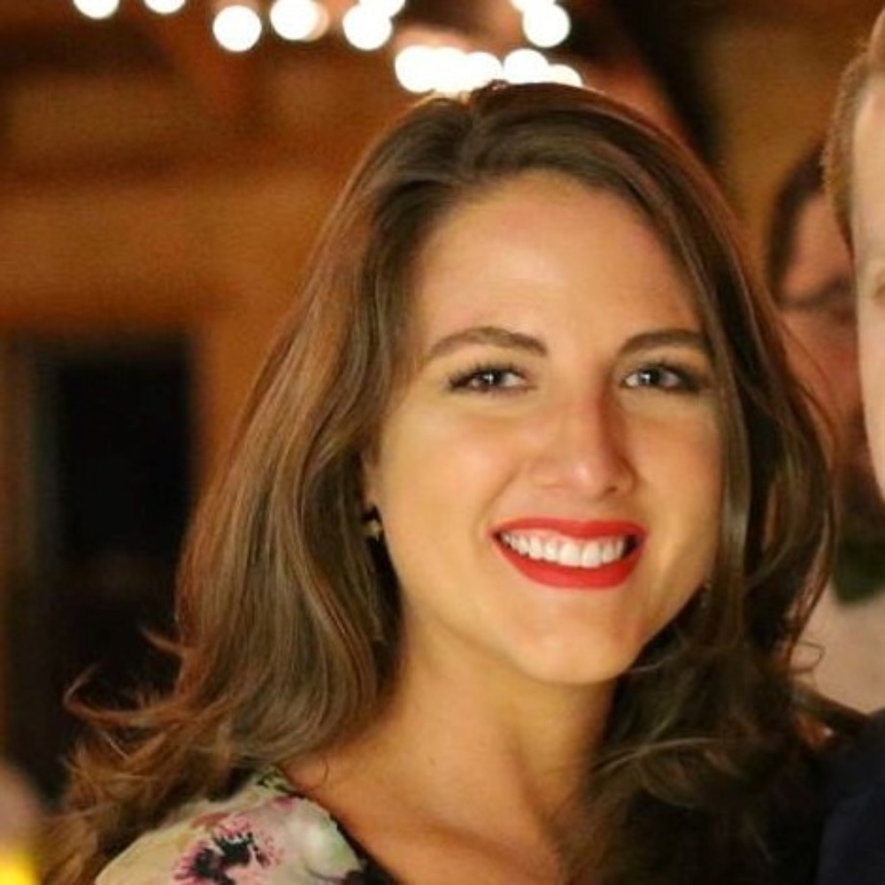 Meet your Posher, Julia